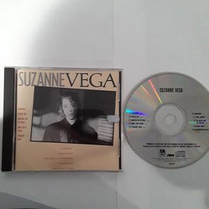 SUZANNE VEGA - 1985 SELF-TITLED CD - 10 SONGS